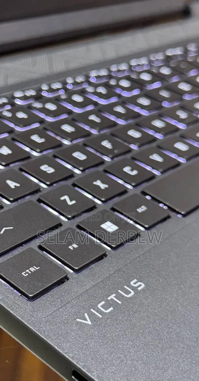 New Laptop HP Victus 15 16GB AMD Ryzen 7 SSD 512GB