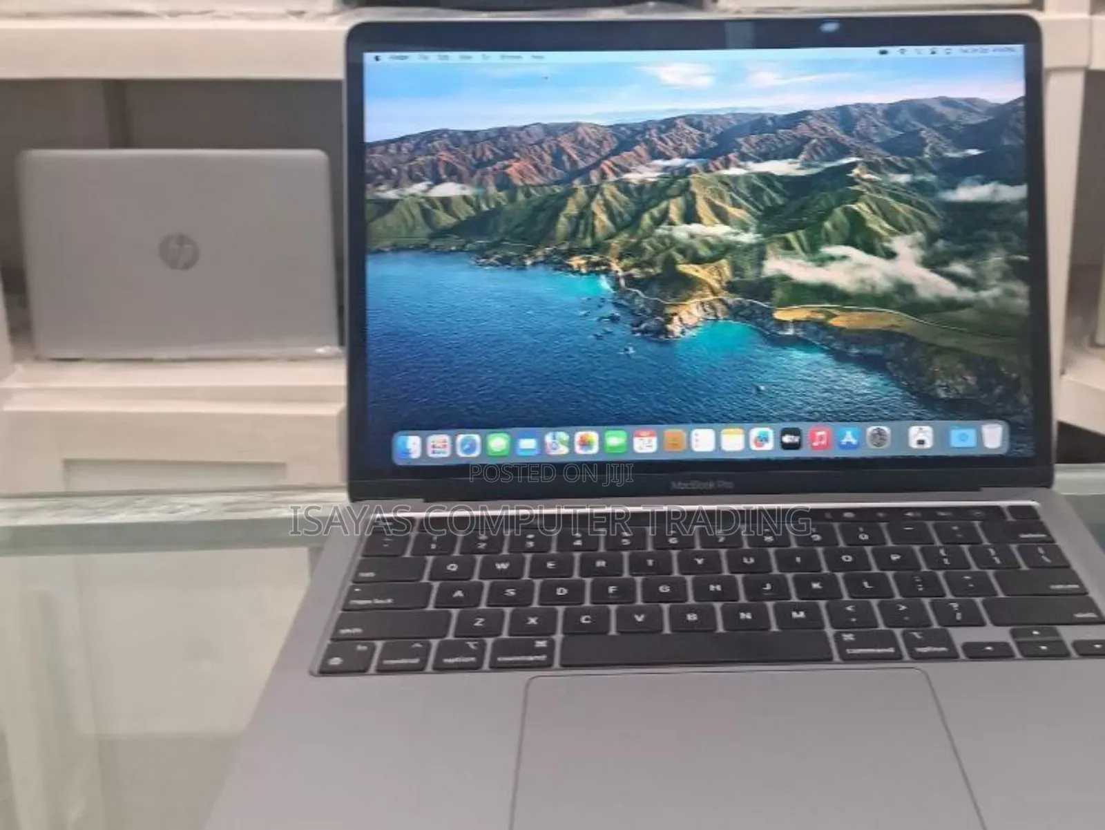 New Laptop Apple MacBook Pro 2019 8GB Intel Core I5 SSD 256GB