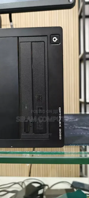 Dell Desktop Desktop 3020 Tour (With Full Accessori