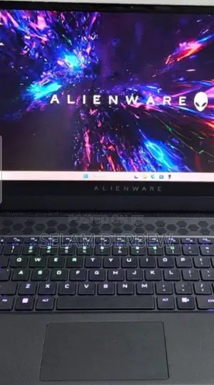 New Laptop Dell Alienware X17 R1 16GB Intel Core I7 SSD 512GB