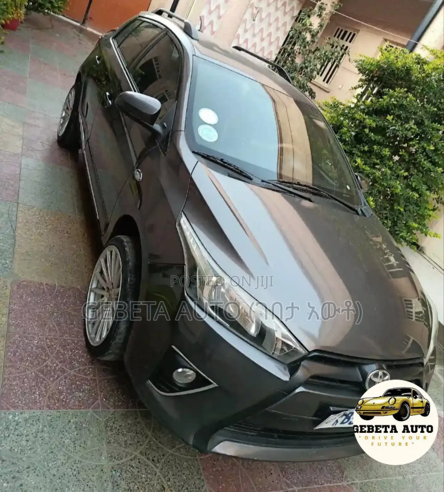 Toyota Yaris 2015 Silver