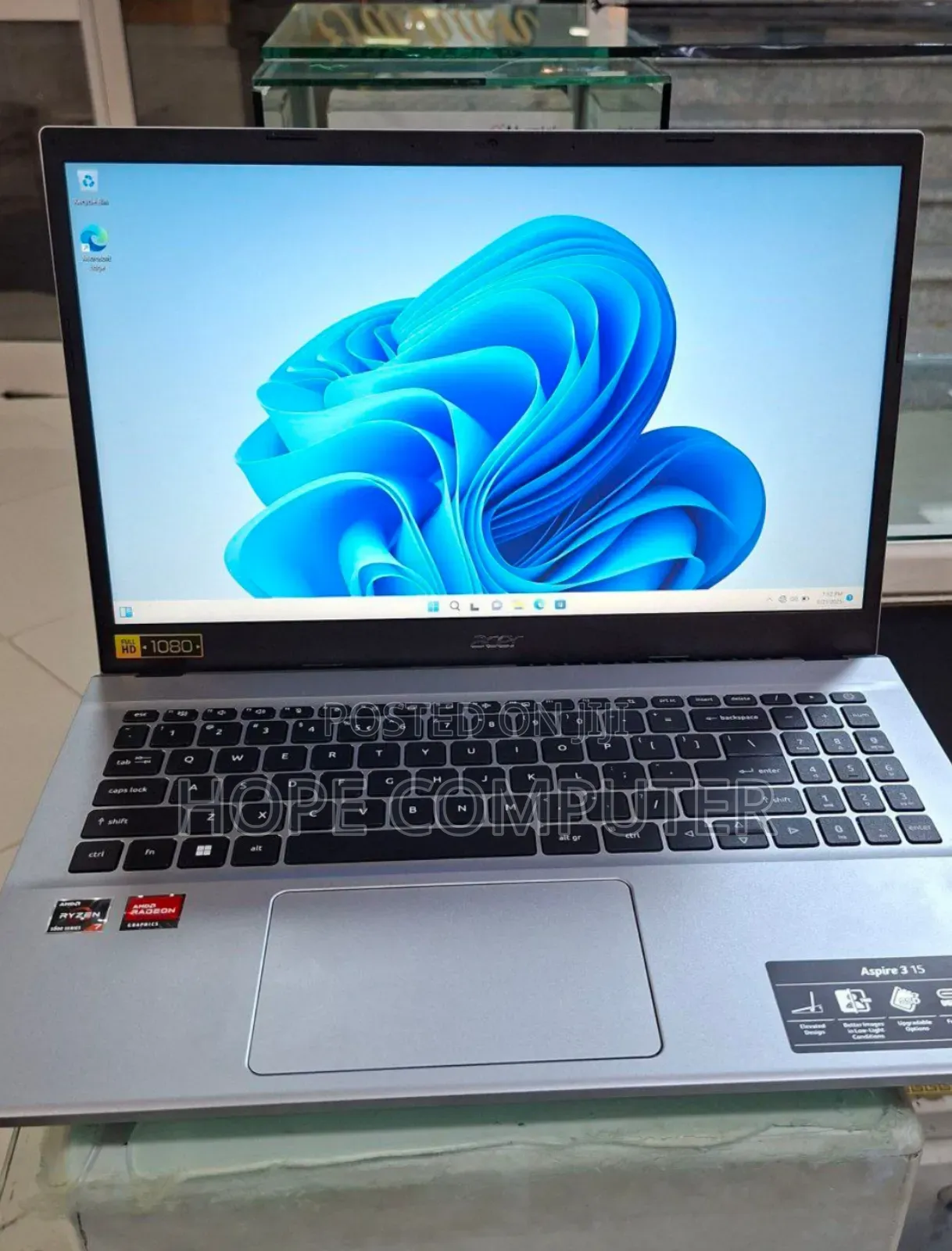 New Laptop Acer Aspire 3 16GB AMD Ryzen 7 SSD 512GB