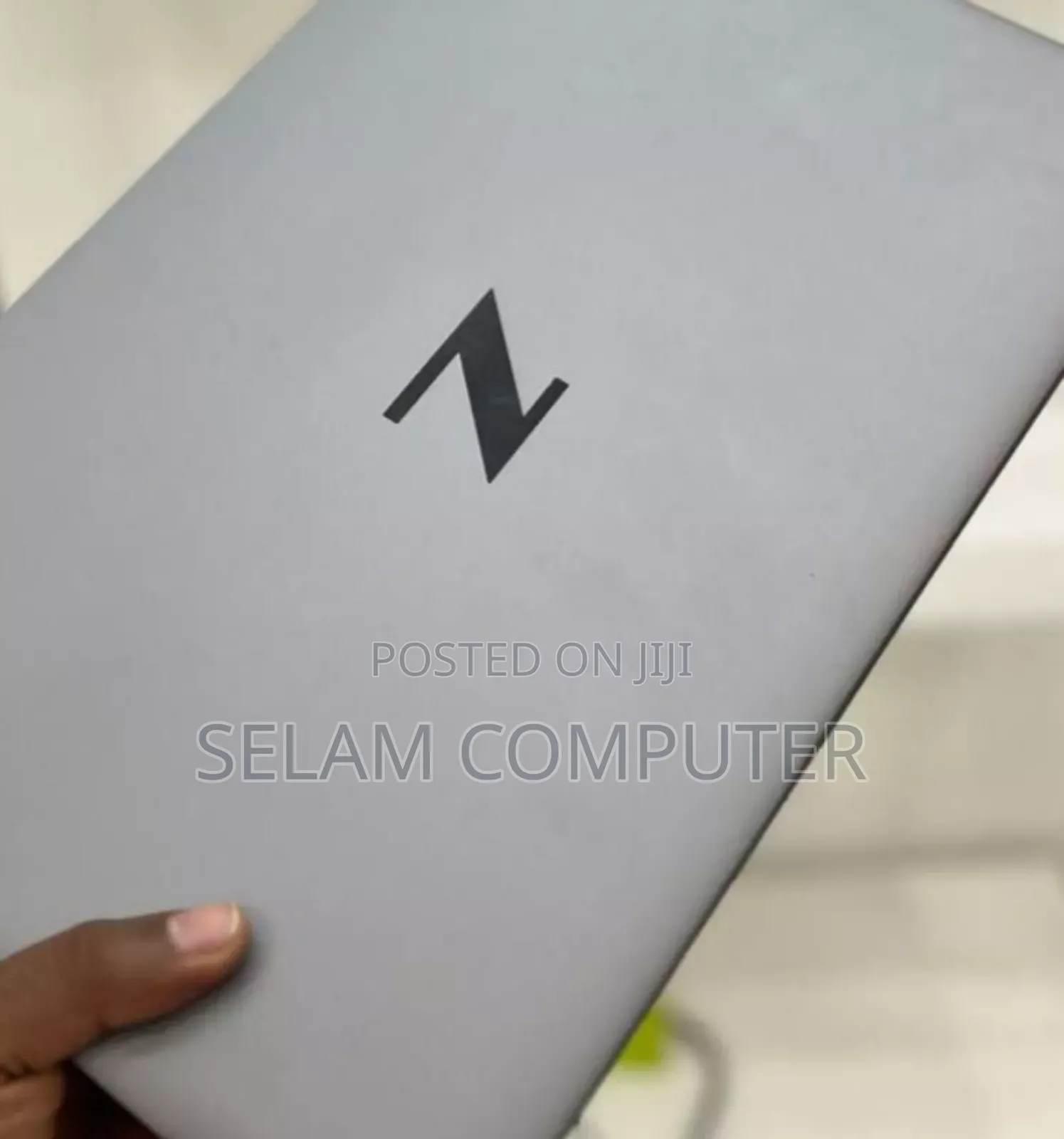 New Laptop HP ZBook Firefly 15 G7 16GB Intel Core I7 SSD 512GB