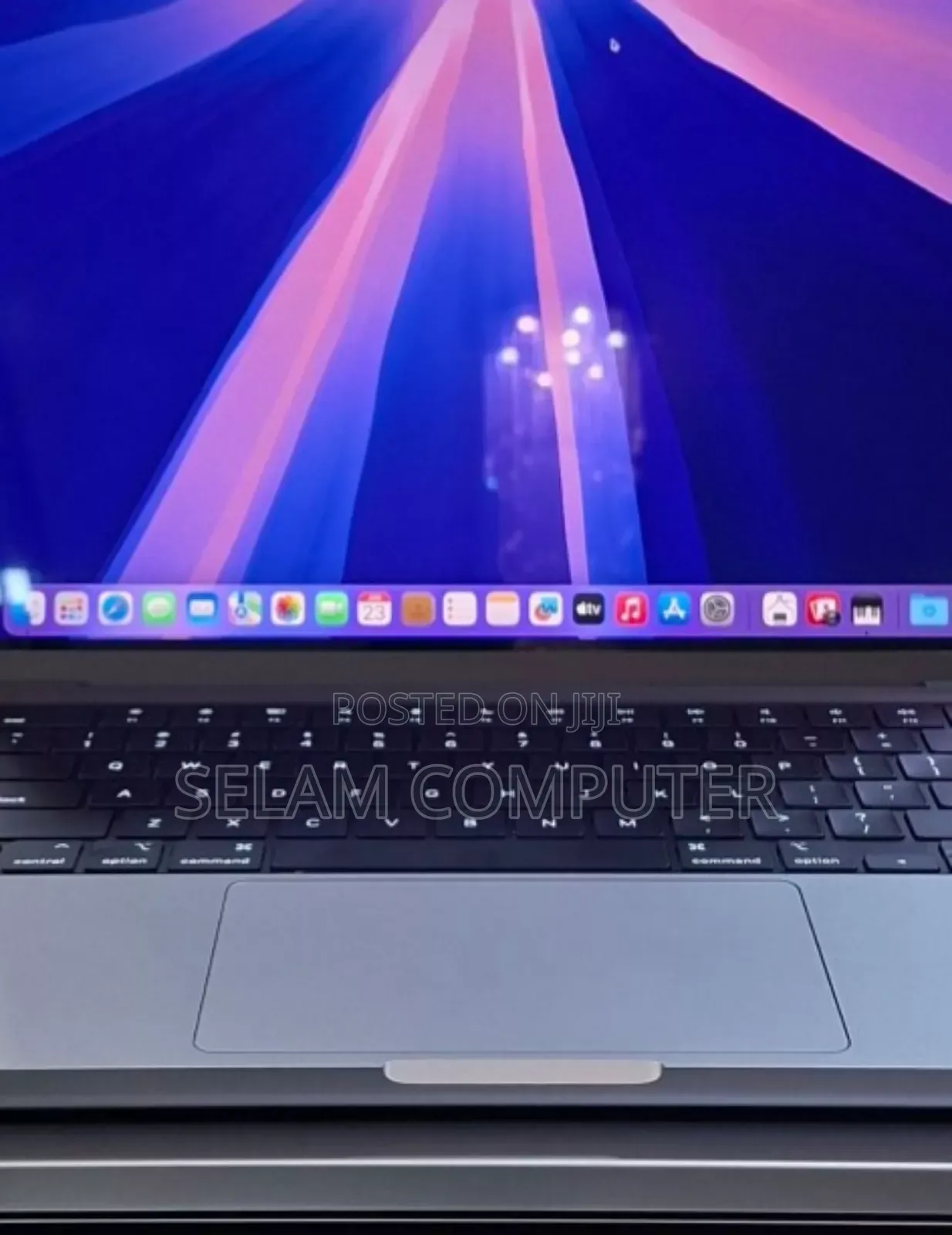 New Laptop Apple MacBook Pro M1 16GB Apple M1 SSD 1T
