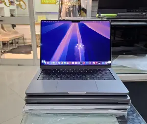 New Laptop Apple MacBook Pro M1 16GB Apple M1 SSD 1T