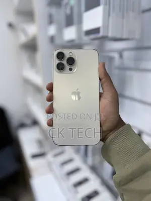 Photo - Apple iPhone 13 Pro Max 256 GB Black