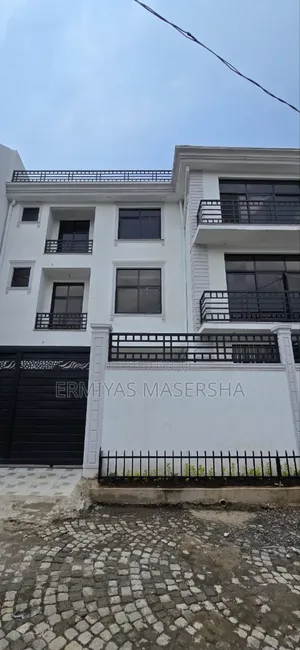Furnished 6bdrm Villa in Yeka for sale