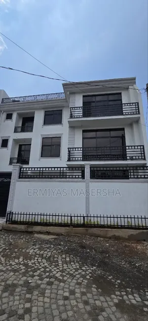 Furnished 6bdrm Villa in Yeka for sale