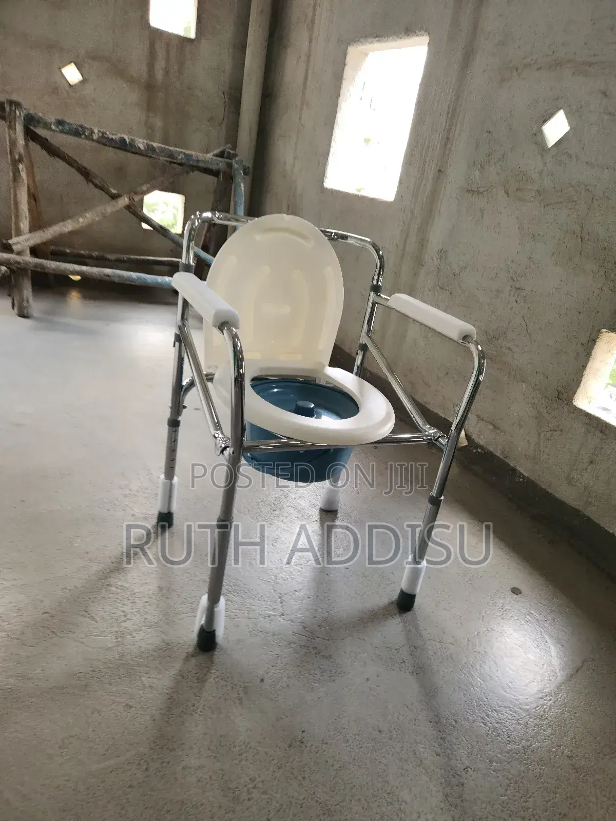 Commode Chair吃過commode Chair記者toilet Chair並且commode Chair