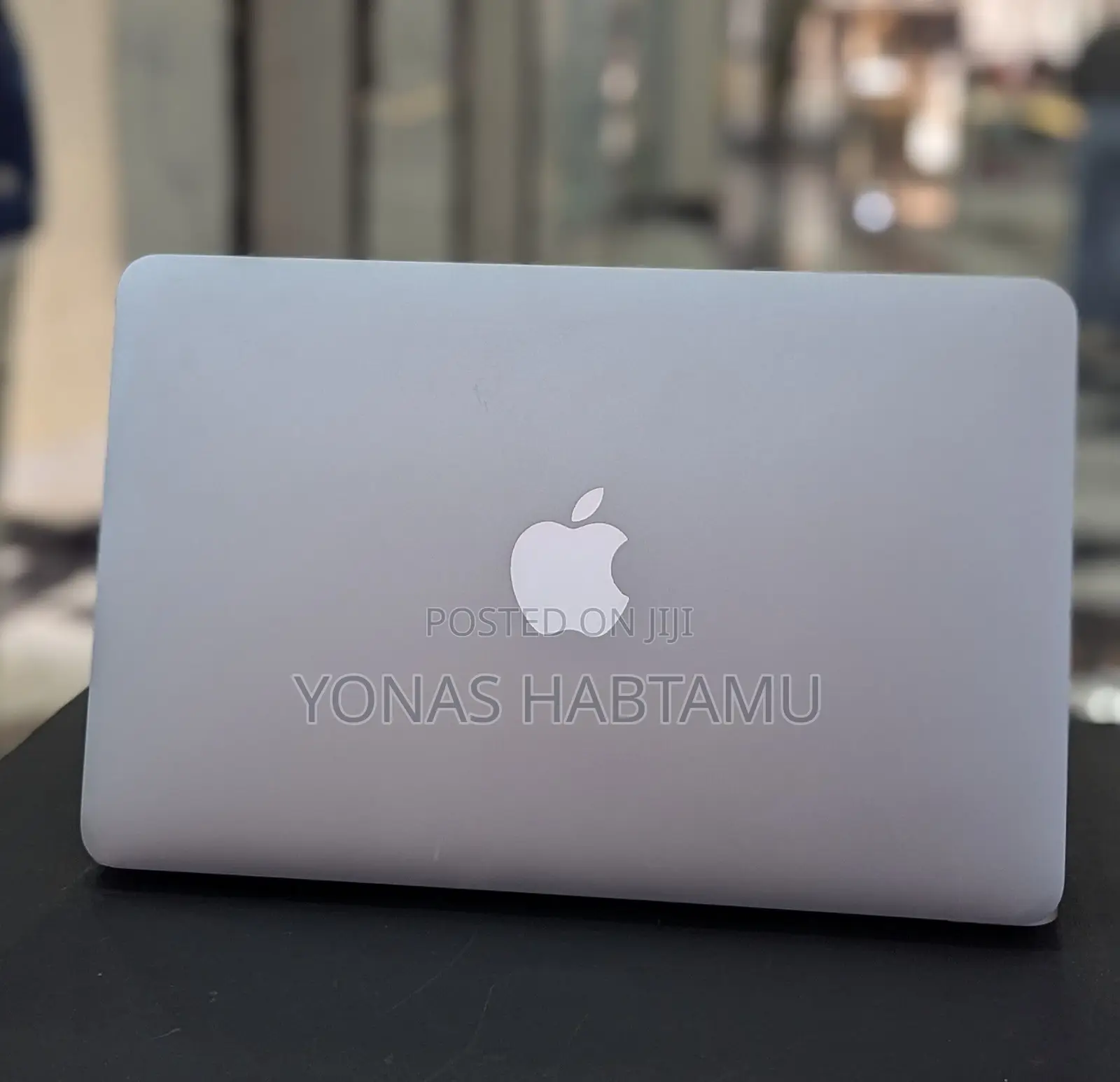 New Laptop Apple MacBook 4GB HDD+SSD 128GB