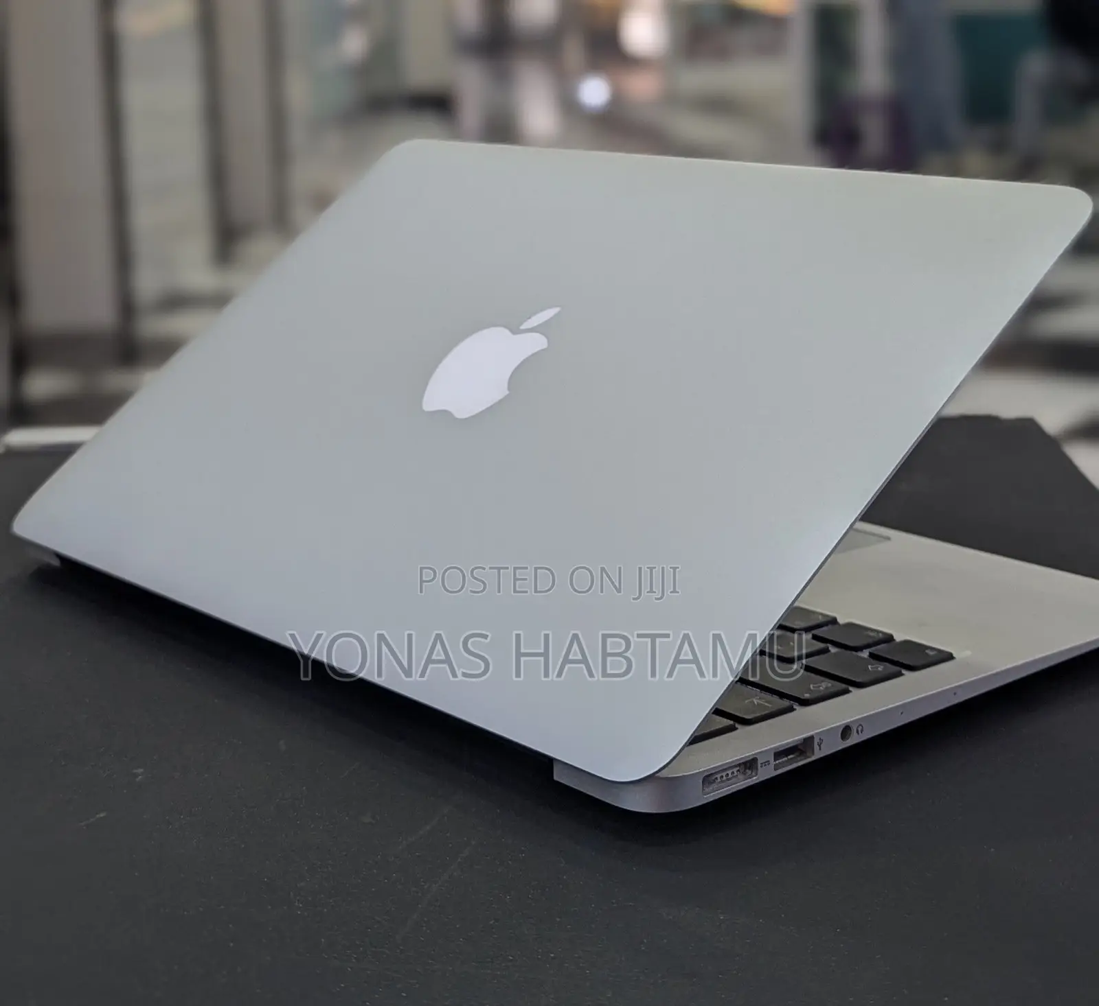 New Laptop Apple MacBook 4GB HDD+SSD 128GB