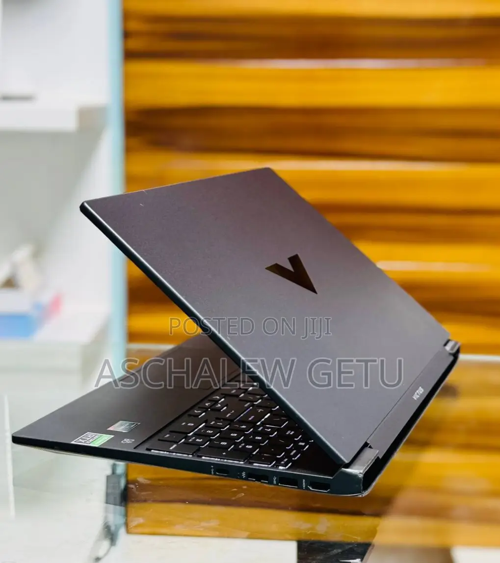 New Laptop HP Victus 15 16GB AMD Ryzen 7 SSD 512GB