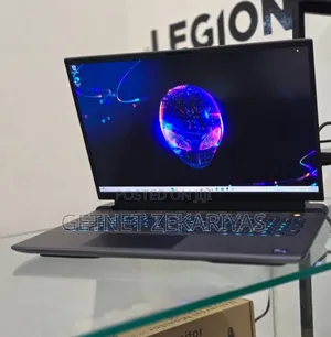 New Laptop Alienware M17x R2 32GB Intel Core I9 SSD 1T