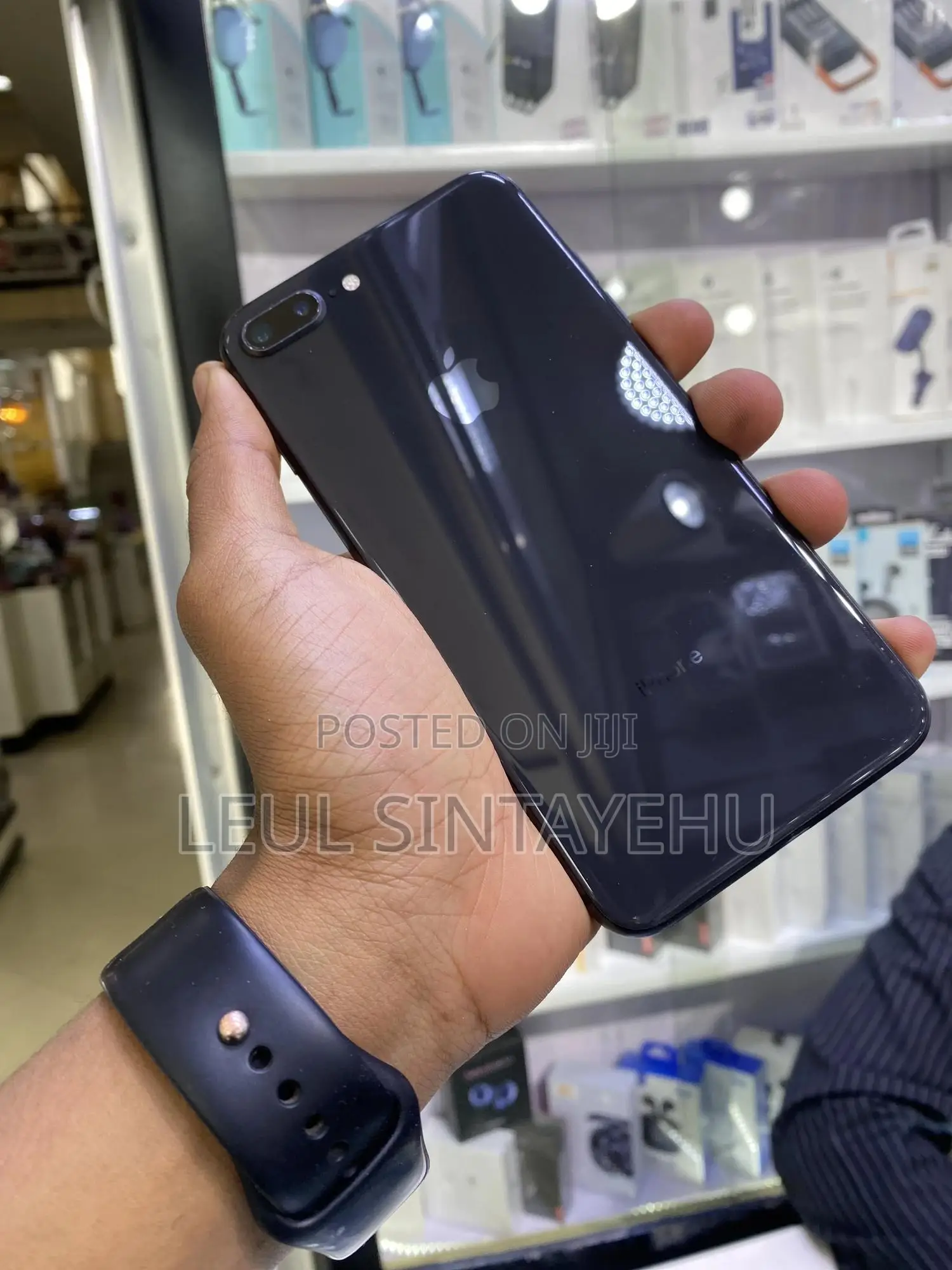 Apple iPhone 8 Plus 64 GB Black