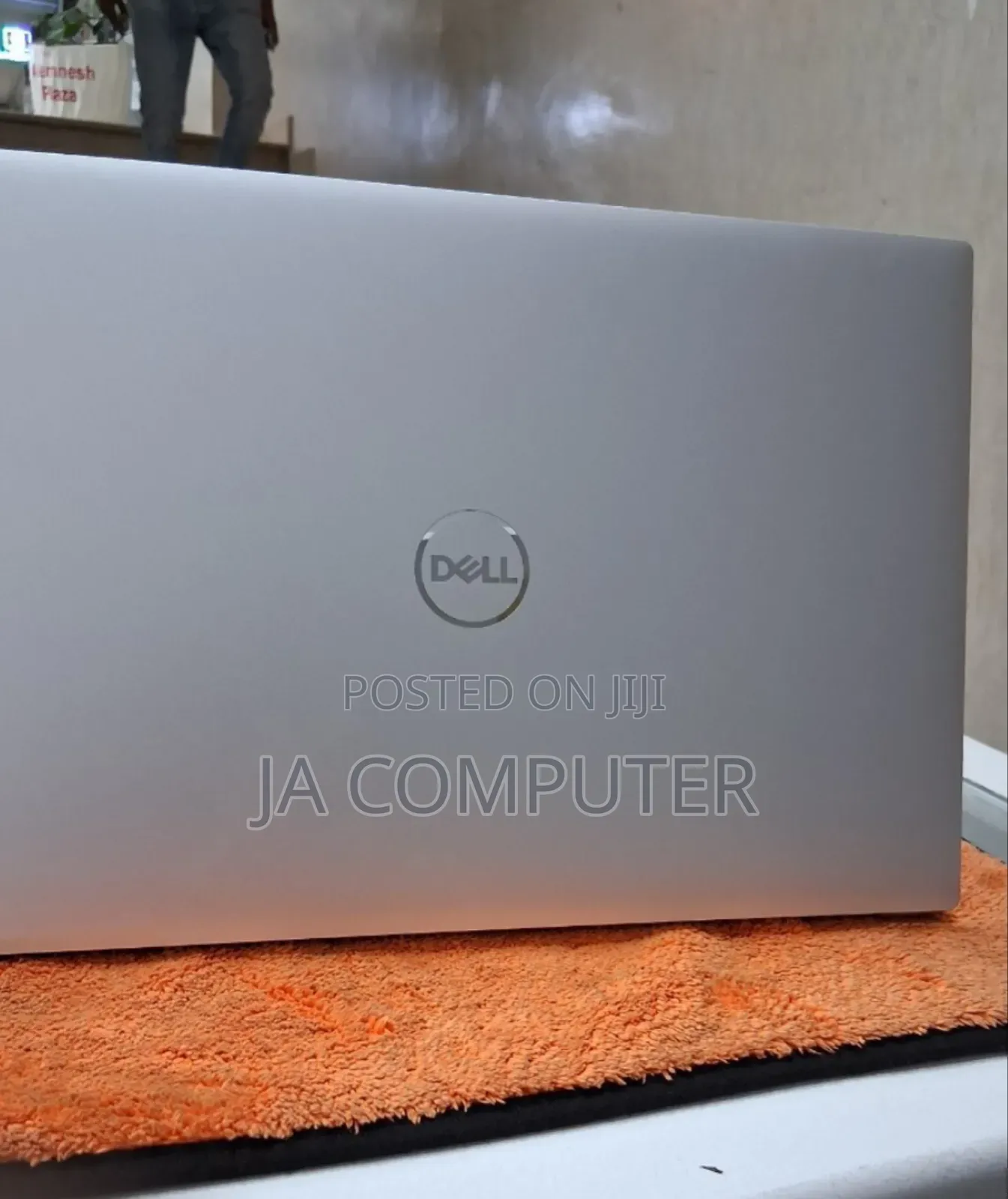 New Laptop Dell XPS 15 16GB Intel Core I7 SSD 512GB