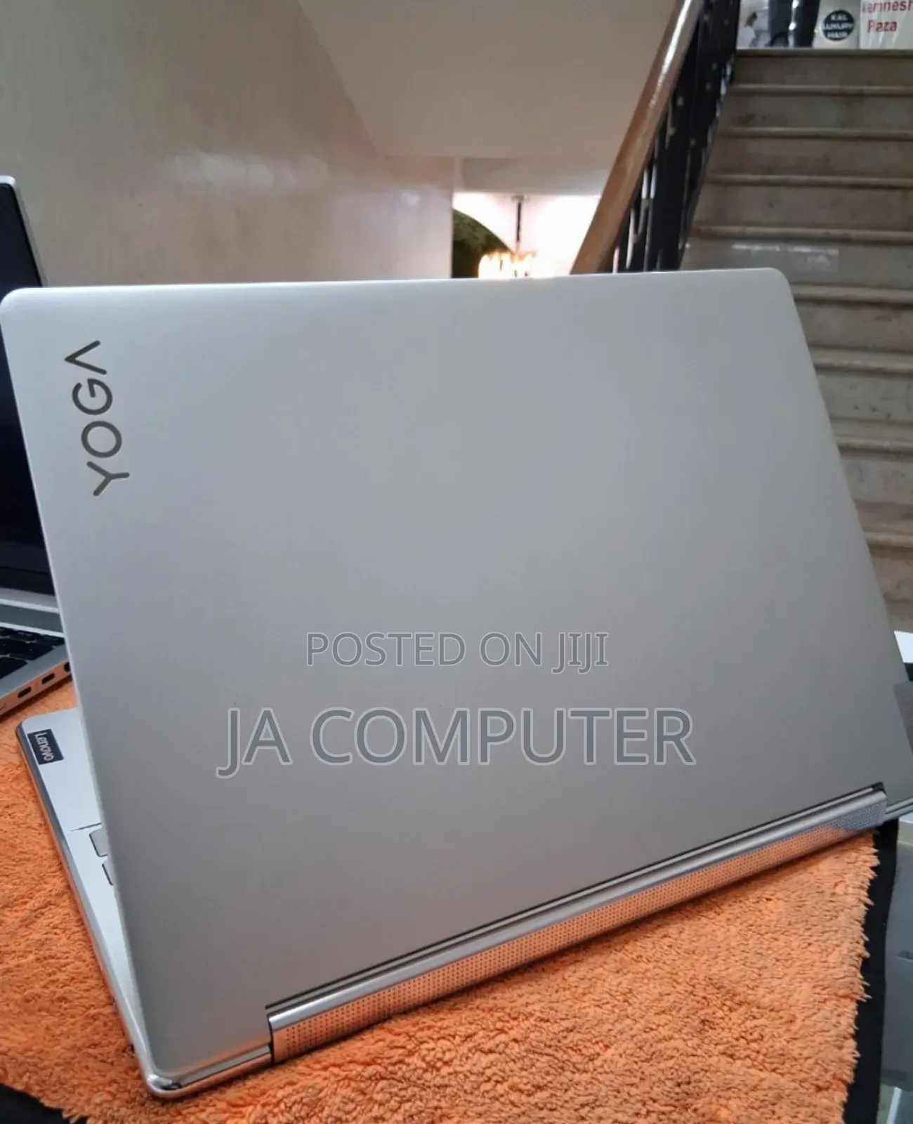 New Laptop Lenovo Yoga 9i 16GB Intel Core I7 SSD 512GB