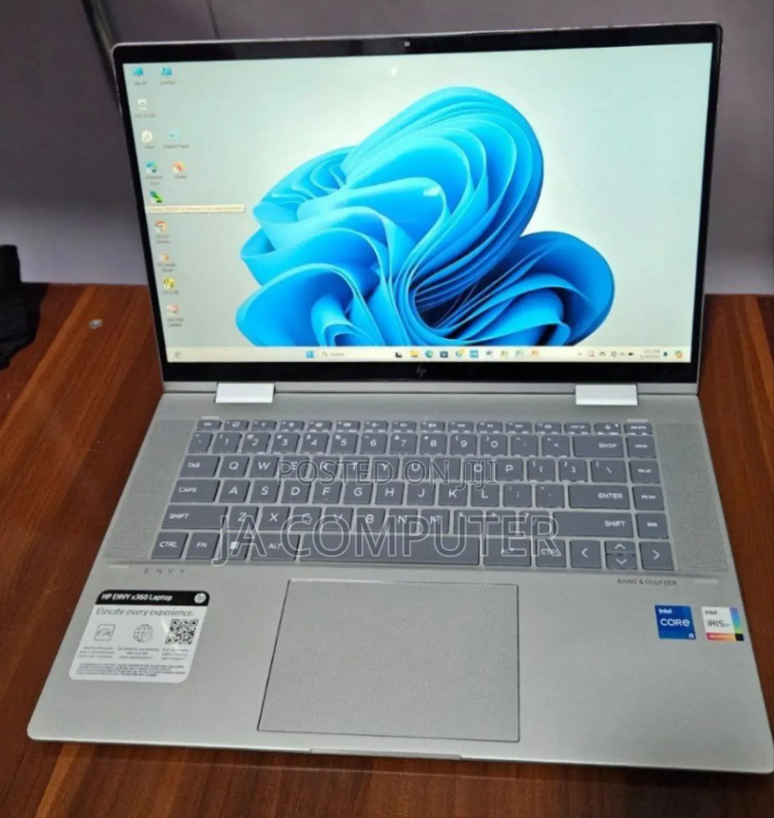 New Laptop HP Envy X360 8GB Intel Core I5 SSD 512GB