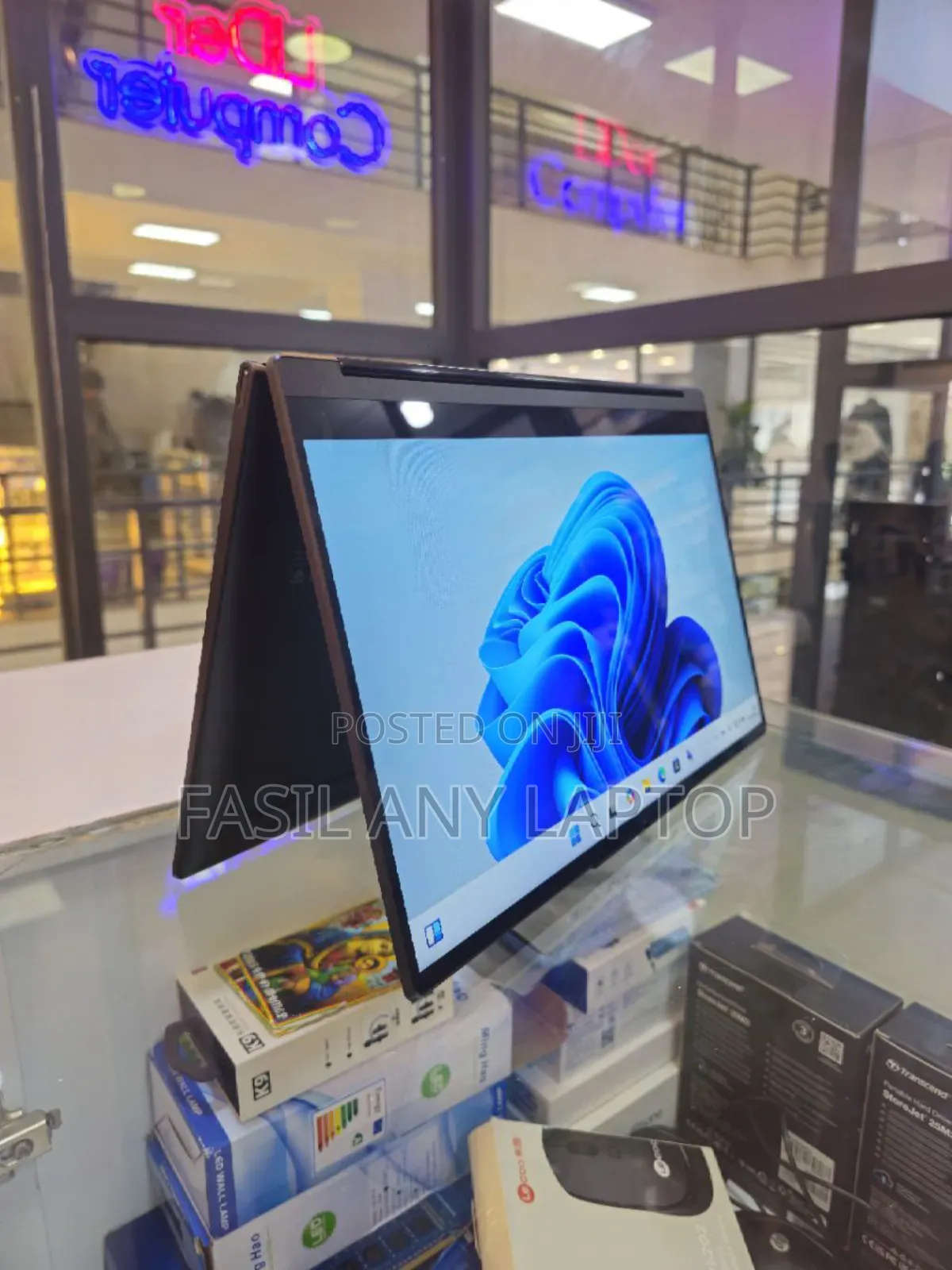 New Laptop Lenovo Yoga 9i 16GB Intel Core I7 SSD 512GB