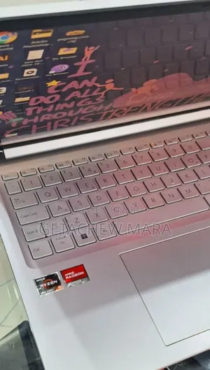 New Laptop Asus VivoBook 15 X505BA 8GB Intel Core I7 SSD 256GB