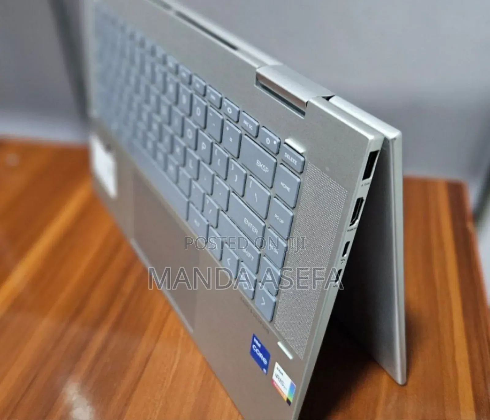 New Laptop HP Envy X360 8GB Intel Core I5 SSD 512GB