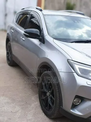 Toyota RAV4 2017 Silver