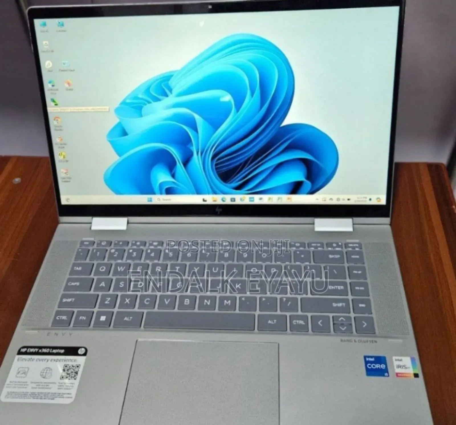 New Laptop HP Envy X360 8GB Intel Core I5 SSD 512GB