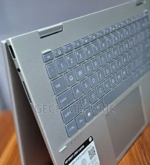 New Laptop HP Envy X360 8GB Intel Core I5 SSD 512GB