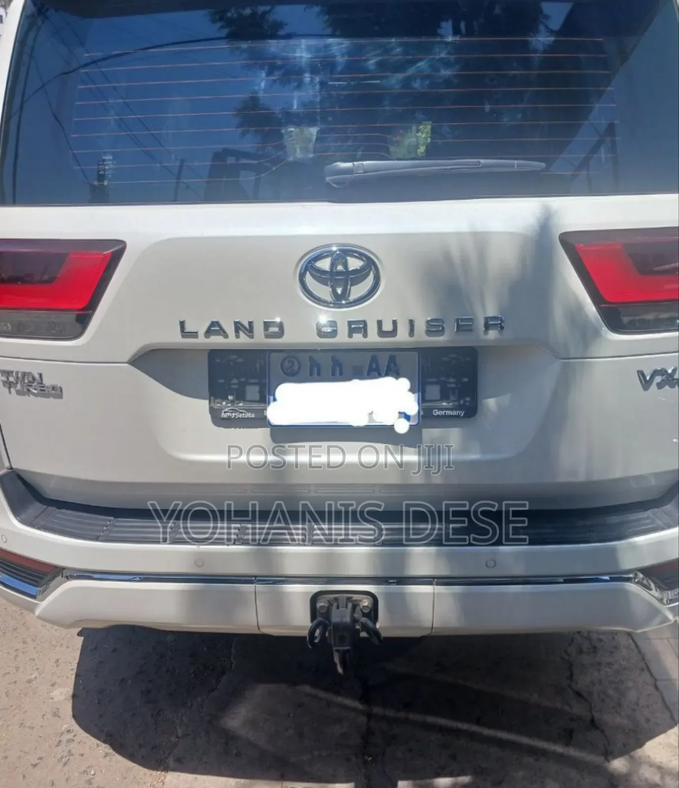 Toyota Land Cruiser 2023 White