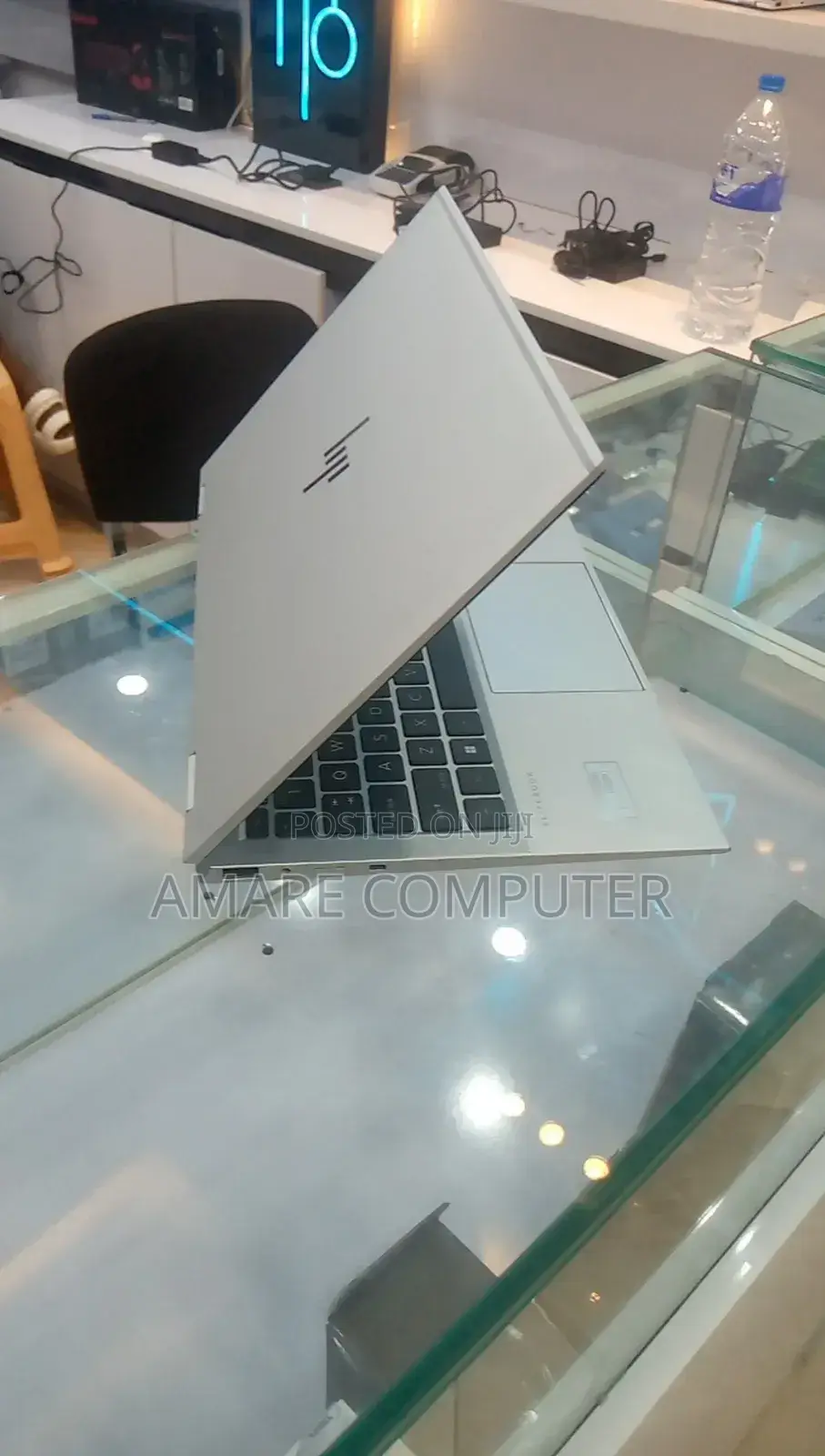 New Laptop HP EliteBook 1040 G8 16GB Intel Core I5 SSD 512GB