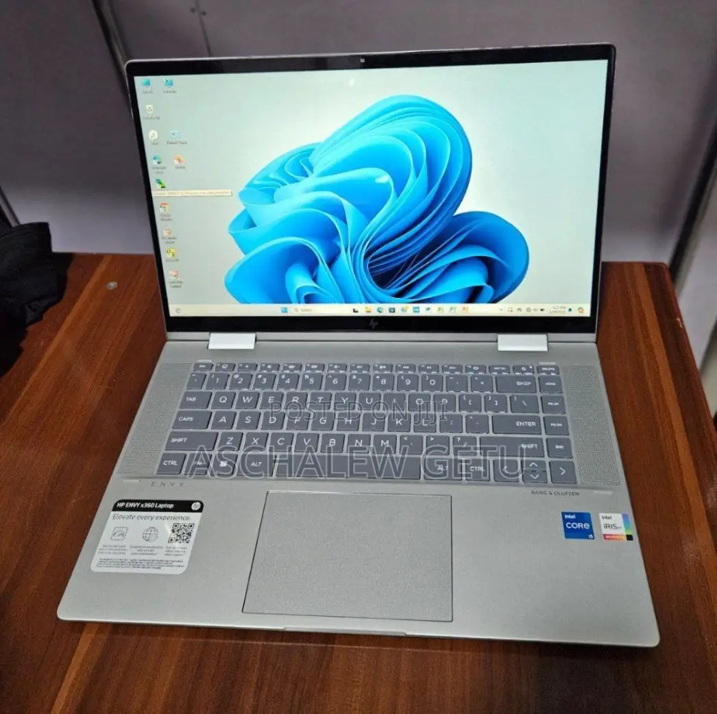 New Laptop HP Envy X360 8GB Intel Core I5 SSD 512GB