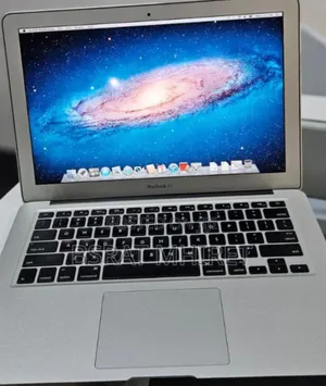 New Laptop Apple MacBook Pro 2011 4GB Intel Core I5 SSD 128GB