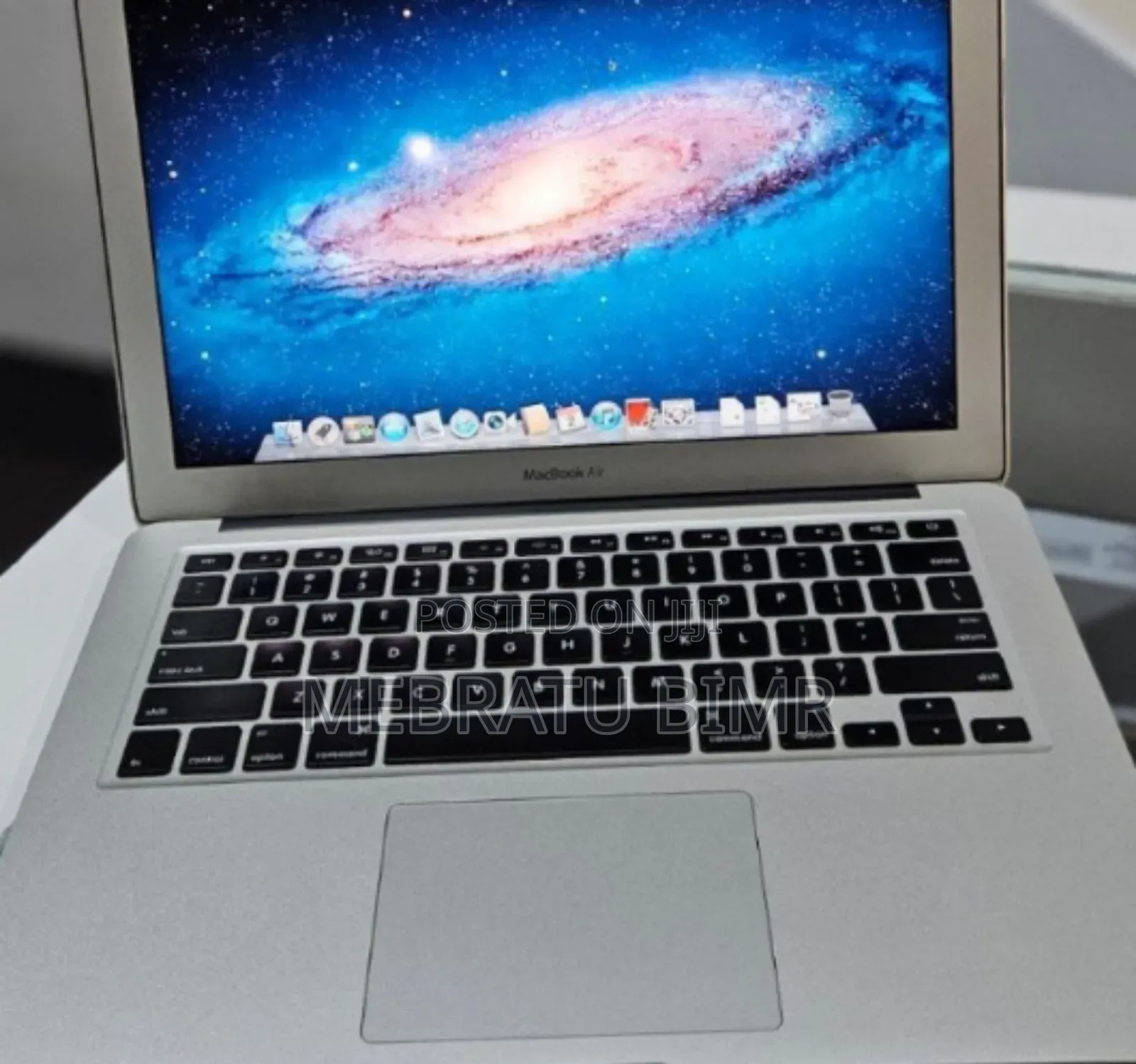 New Laptop Apple MacBook Air 2011 4GB Intel Core I5 SSD 128GB