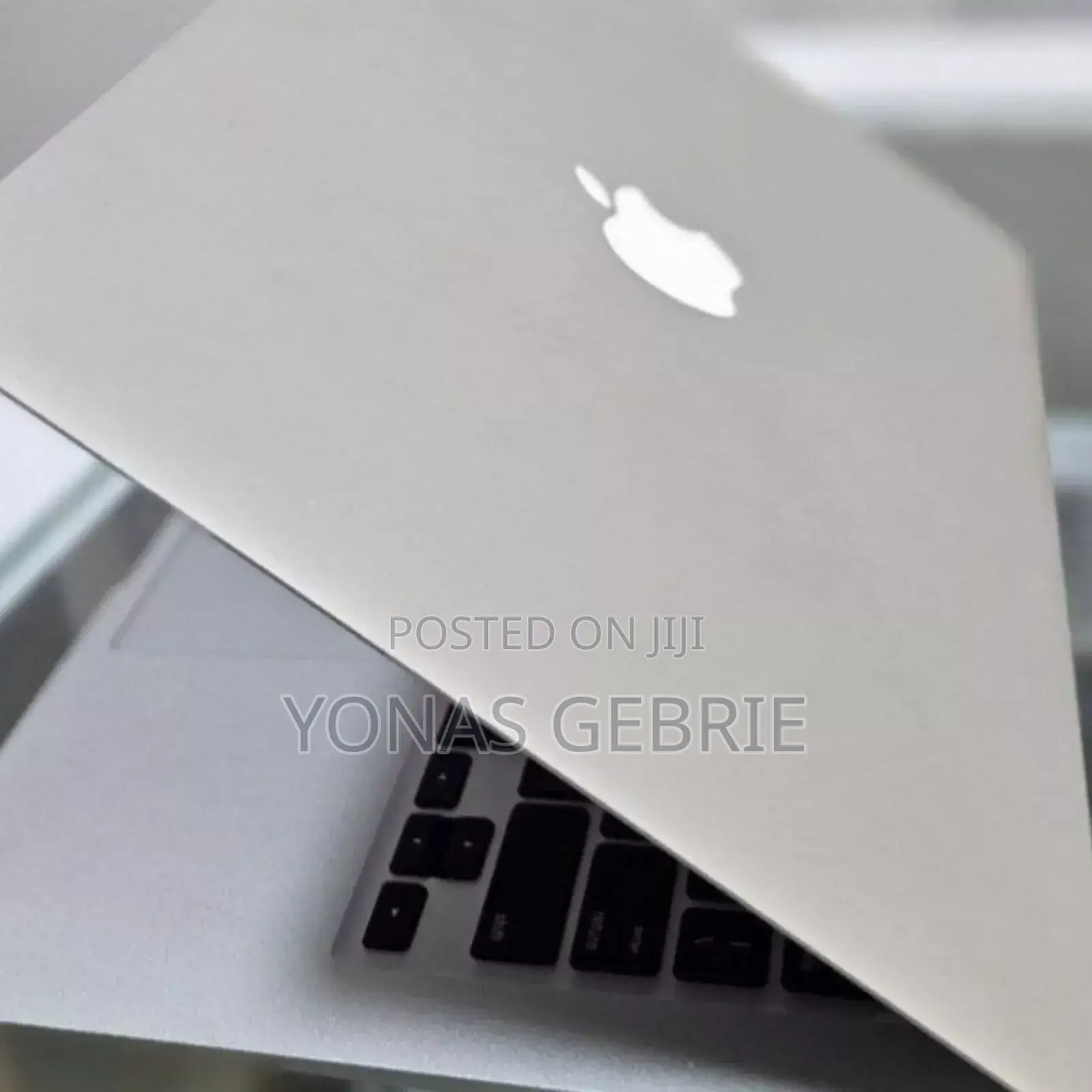 New Laptop Apple MacBook Air 2011 4GB Intel Core I5 SSD 128GB