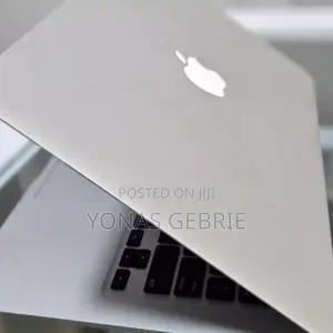 Photo - New Laptop Apple MacBook Air 2011 4GB Intel Core I5 SSD 128GB