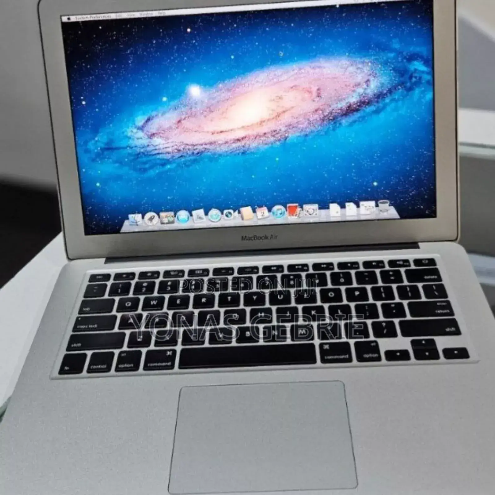 New Laptop Apple MacBook Air 2011 4GB Intel Core I5 SSD 128GB