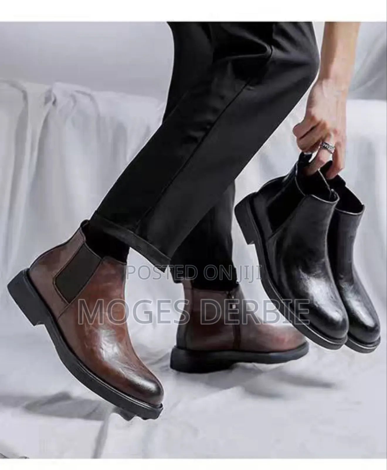 Elegant Leather Chelsea Boots Brown Color