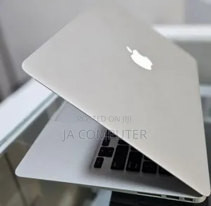 New Laptop Apple MacBook Air 2011 4GB Intel Core I5 SSD 128GB