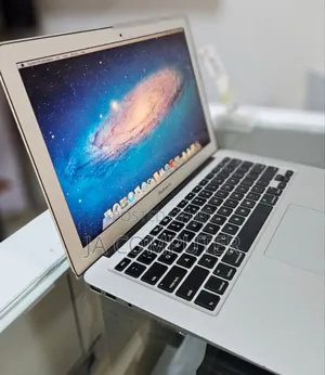 New Laptop Apple MacBook Air 2011 4GB Intel Core I5 SSD 128GB