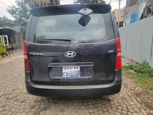 Hyundai Starex 2021 Blue