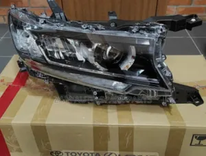 Photo - Headlight Toyota Prado 2018