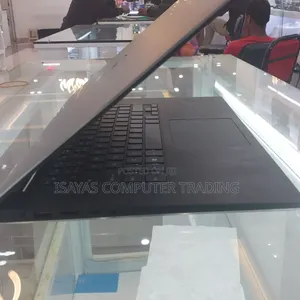 New Laptop Dell Precision 5540 16GB Intel Core I9 SSD 512GB