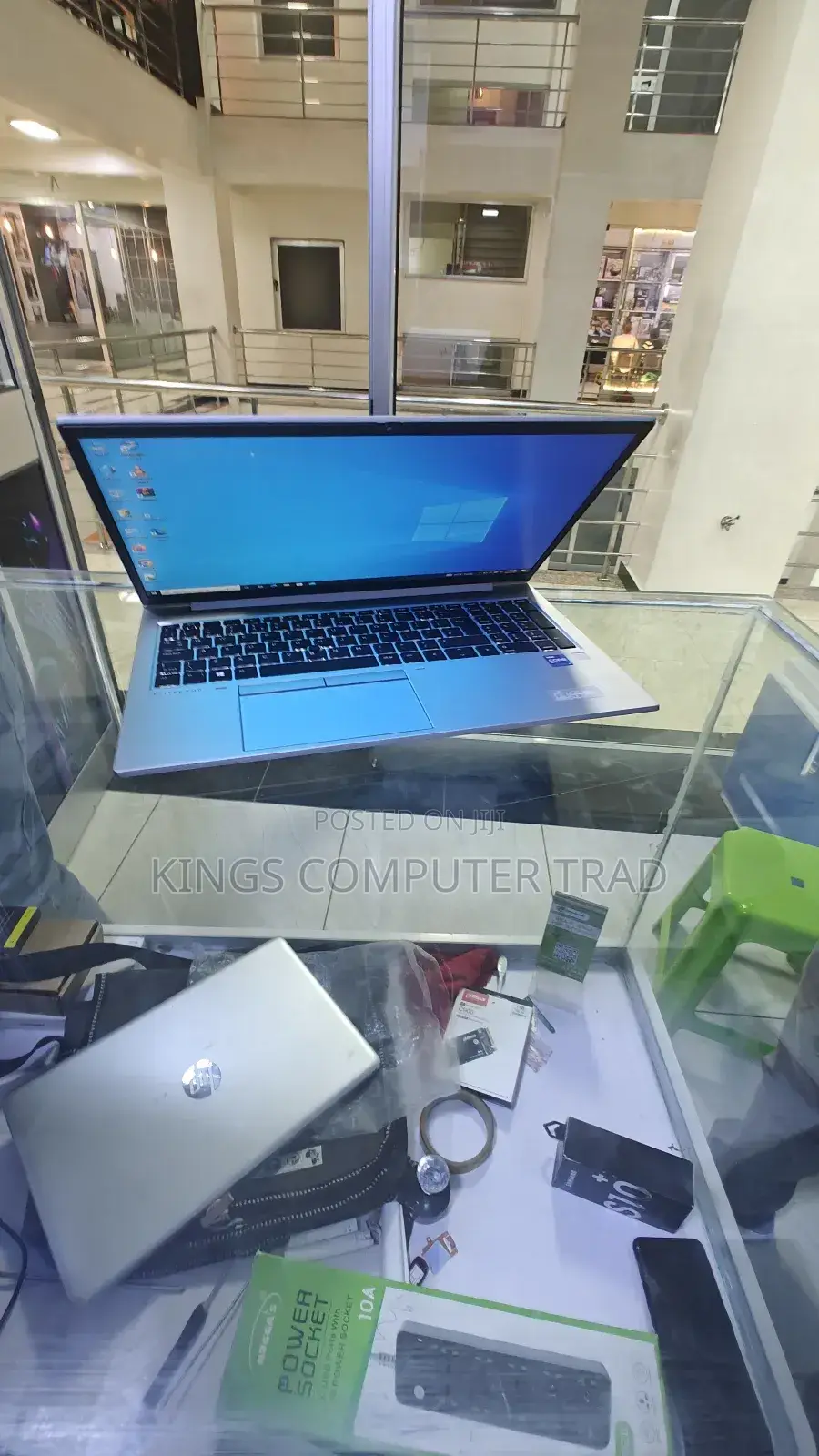 New Laptop HP EliteBook 840 G8 16GB Intel Core I7 SSD 512GB