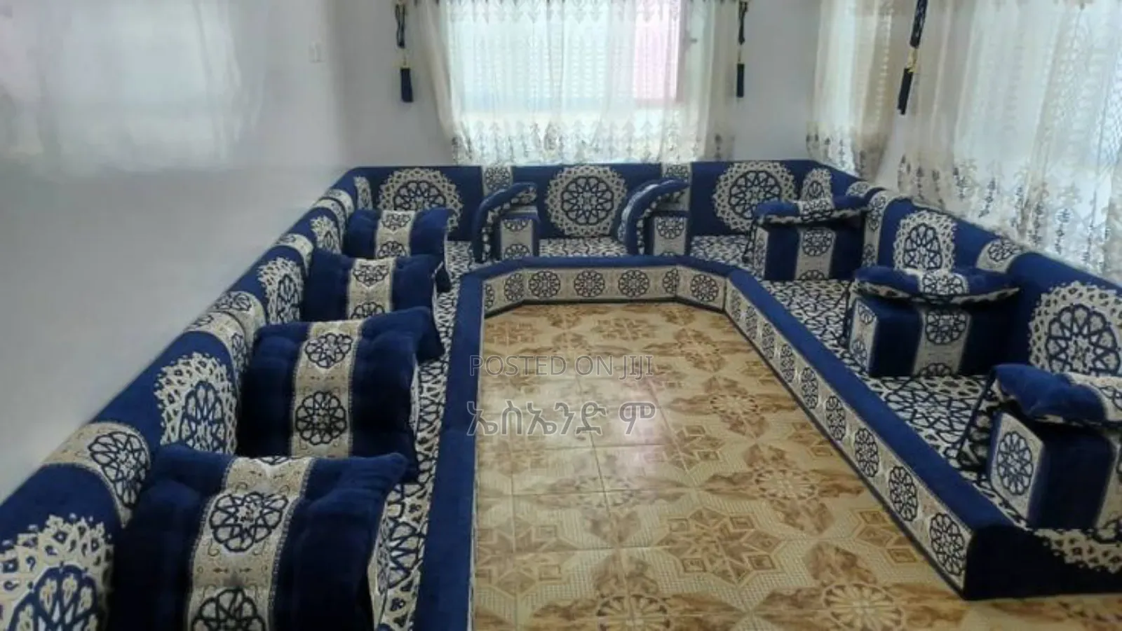 Comfortable Arabian Mejles Design