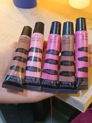 Photo - Victoria Black Flavored Lip Gloss