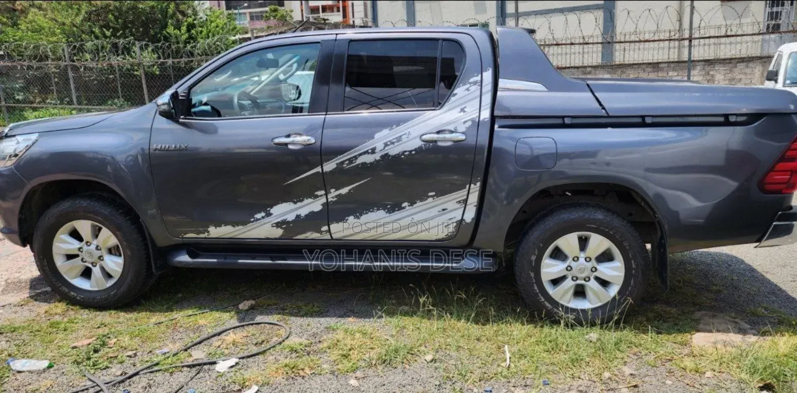 Toyota Hilux 2018 Blue
