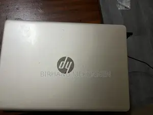 Laptop HP 8GB Intel Core I3 HDD 1T