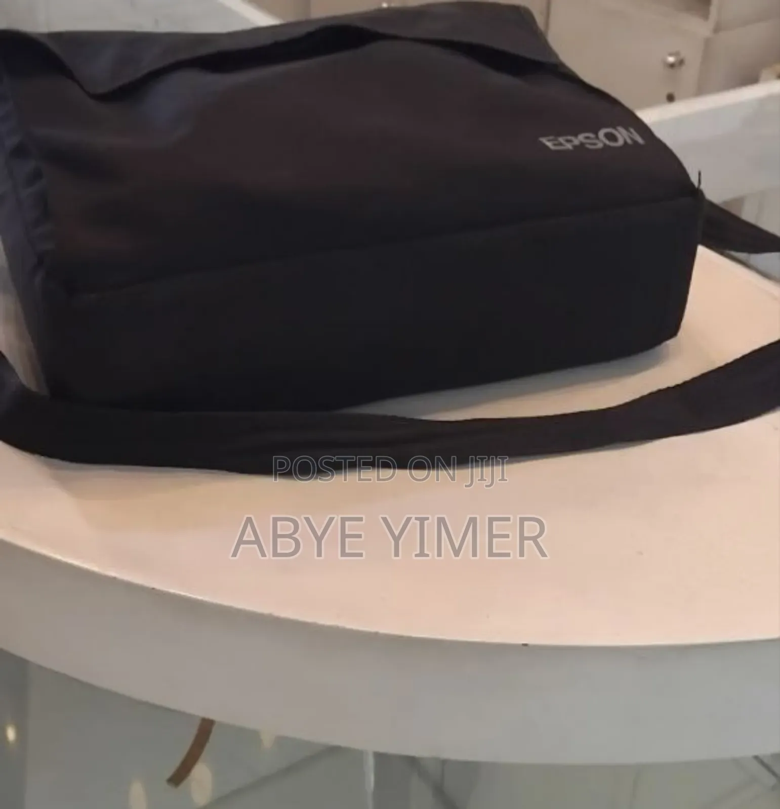 Brand New Epson Projector With Bag, Remote Model Name: