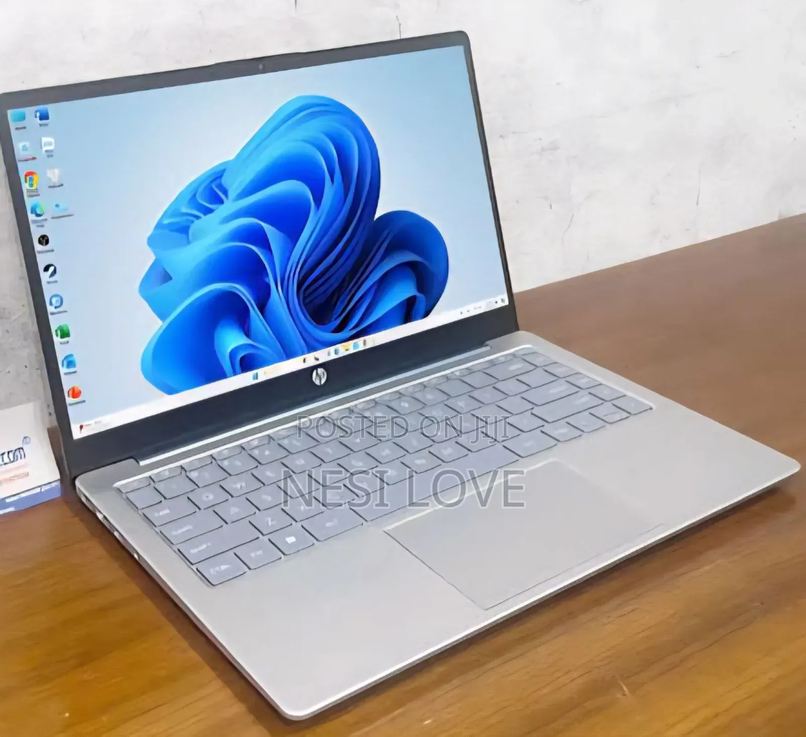 New Laptop HP Stream Notebook 16GB Intel Core I7 SSD 512GB