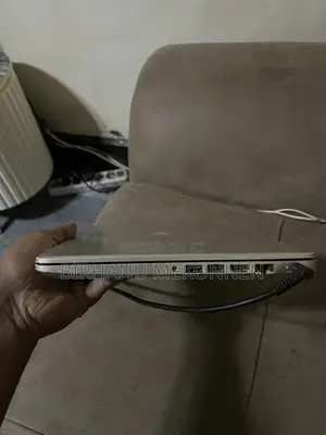 Laptop HP 8GB Intel Core I3 HDD 1T