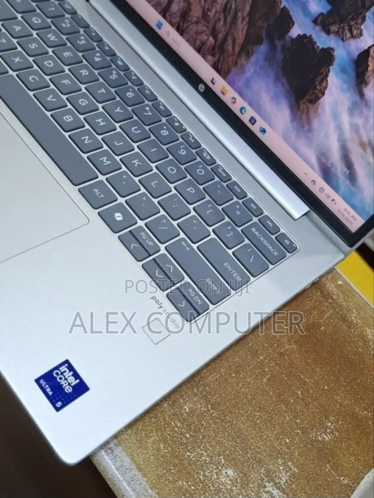 New Laptop HP ProBook 440 G10 16GB Intel Core Ultra 5 SSD 512GB